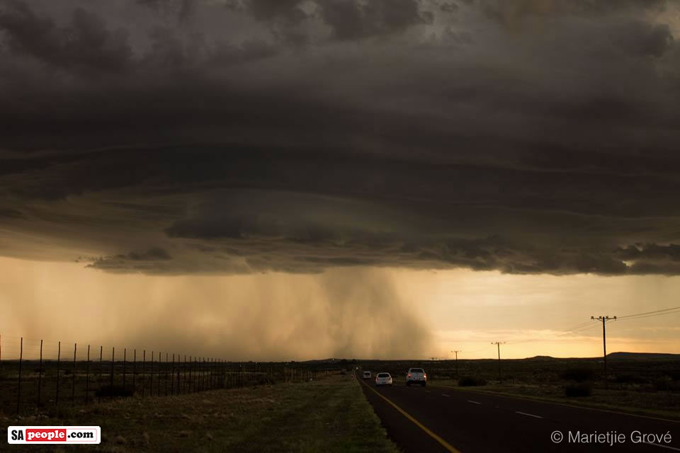 Photos / Video: Heavy Thunder Storms In The Northern Cape, South Africa ...