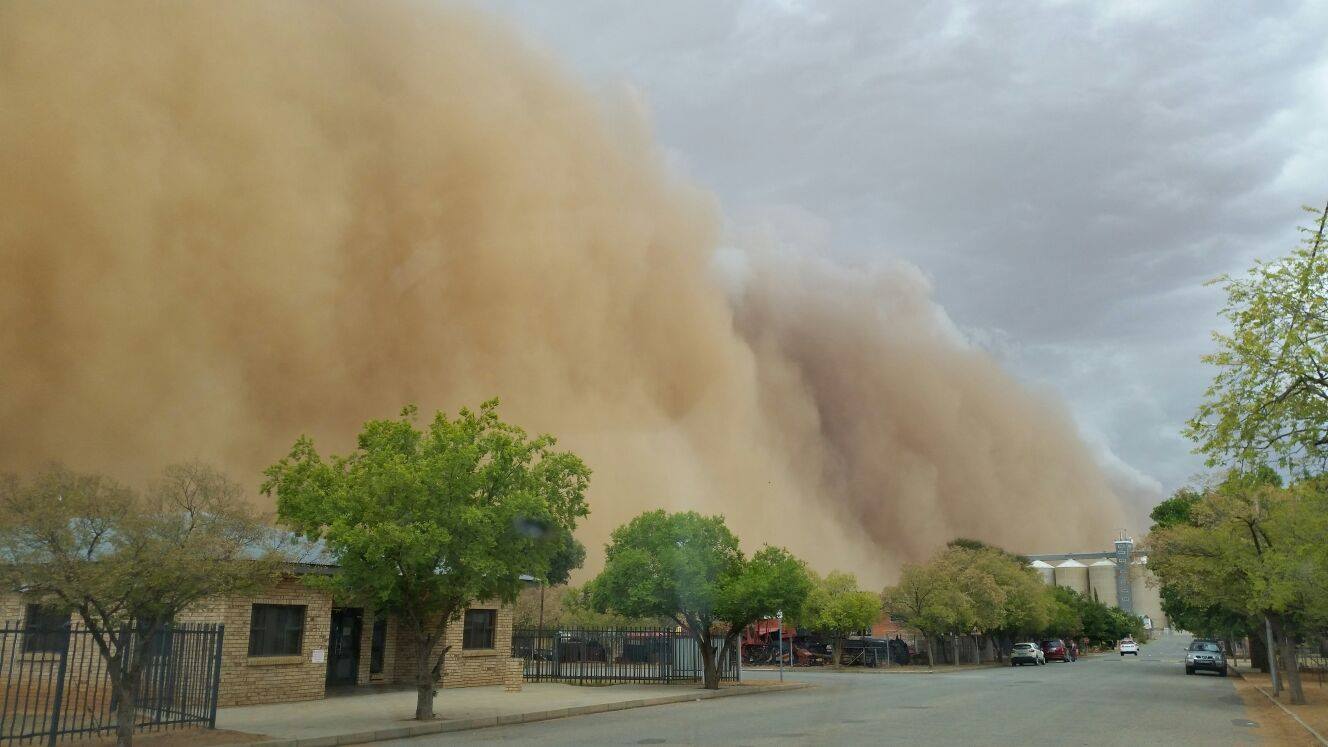 Incredible Photos & Videos of Hoopstad Sandstorm SAPeople Worldwide