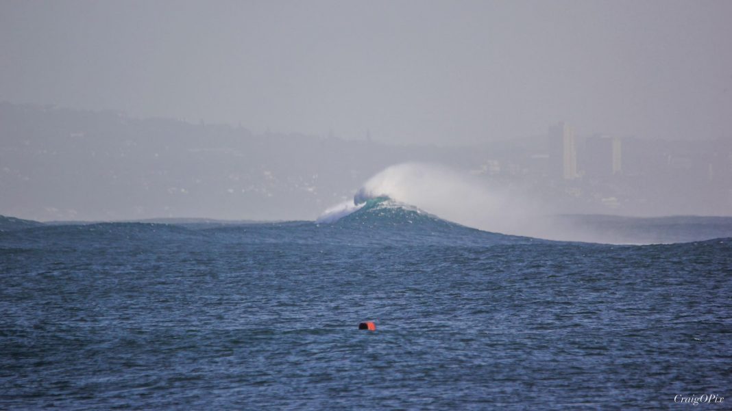 WATCH Incredible Huge TsunamiLike Waves Roll Into Durban Beachfront