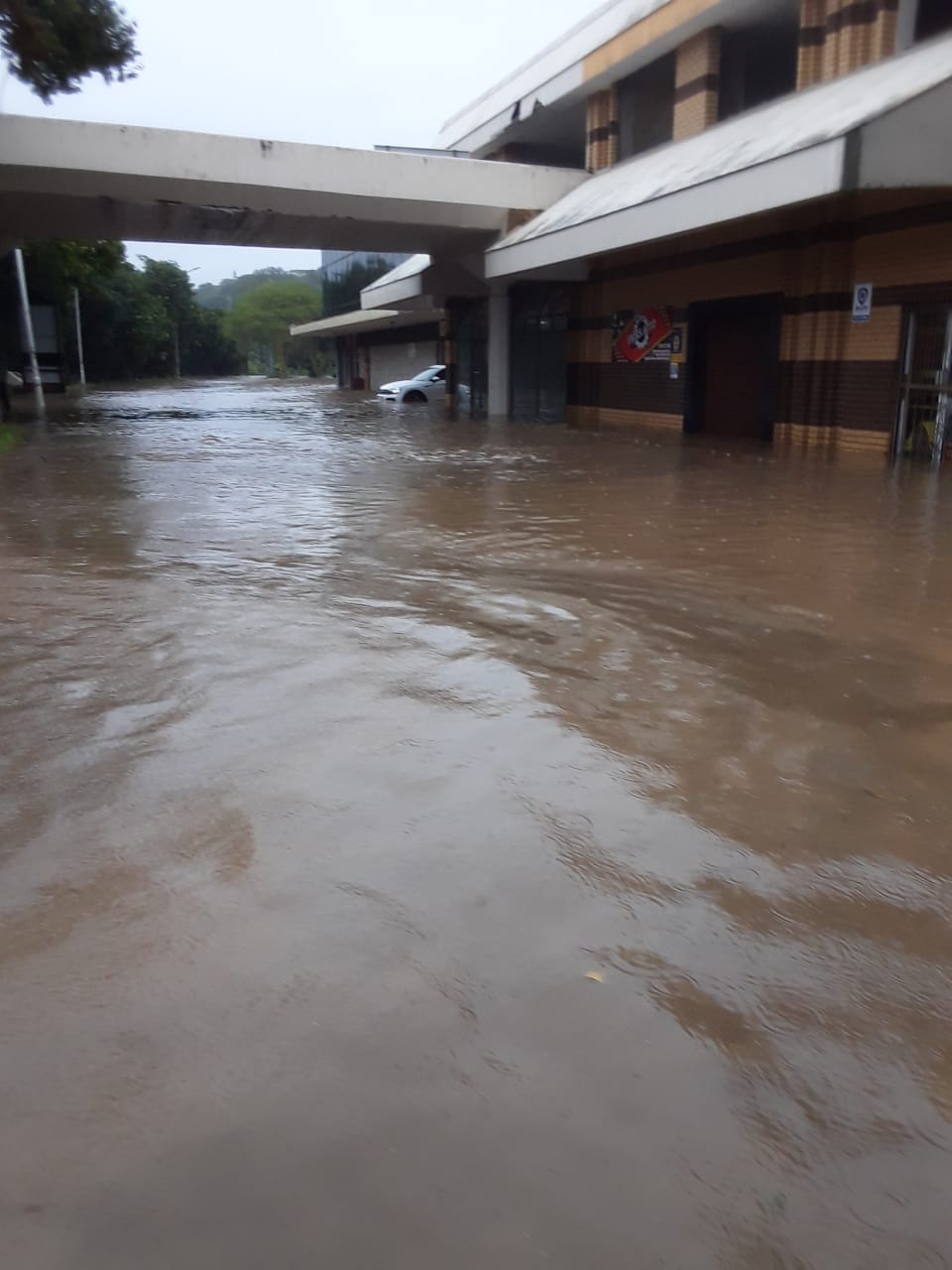 WATCH Severe Thunderstorms and Floods Hit KZN's Durban and Surrounding ...